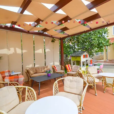 Appartement Geneko-4 Sovlje