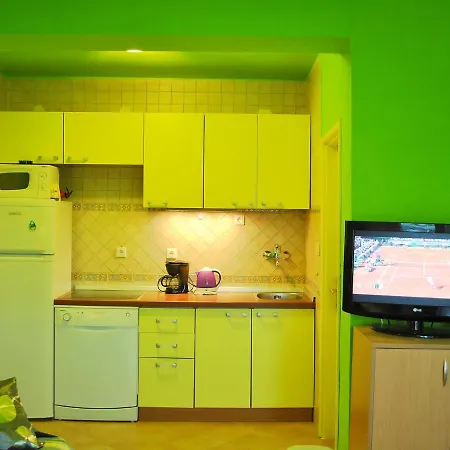 Geneko-4 Appartement *